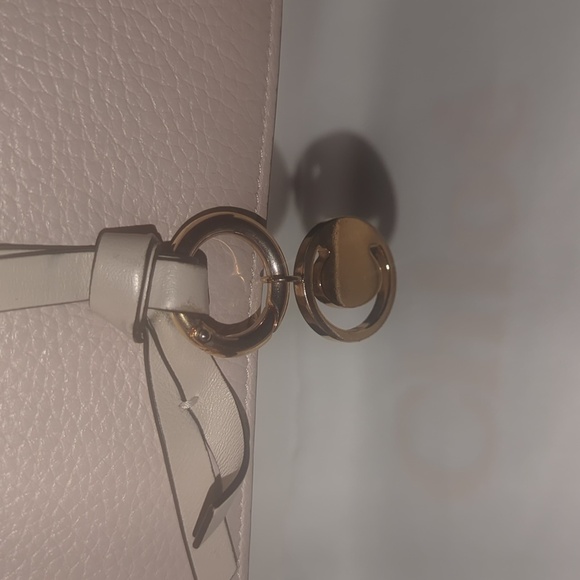 Chloé Luxury Pebbled Leather Wallet – Soft Pink, Like New  Retail $675. - Picture 8 of 11